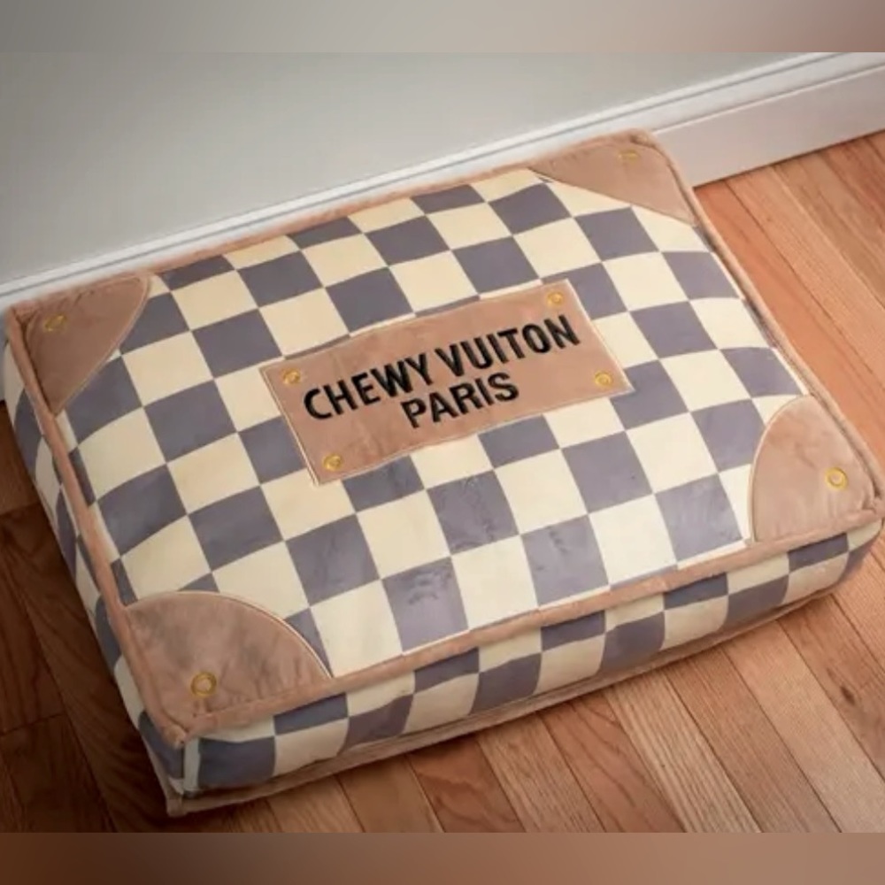 CHEWY VUITON Dog Bed 💕 (Brown & Cream)